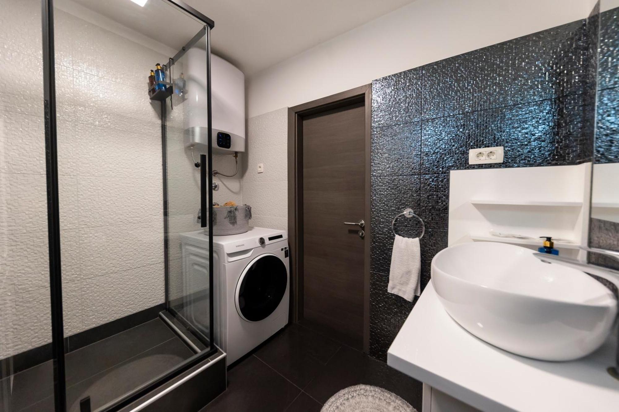 Nikky 2Br Apt. In Old Town Centre 扎达尔 外观 照片
