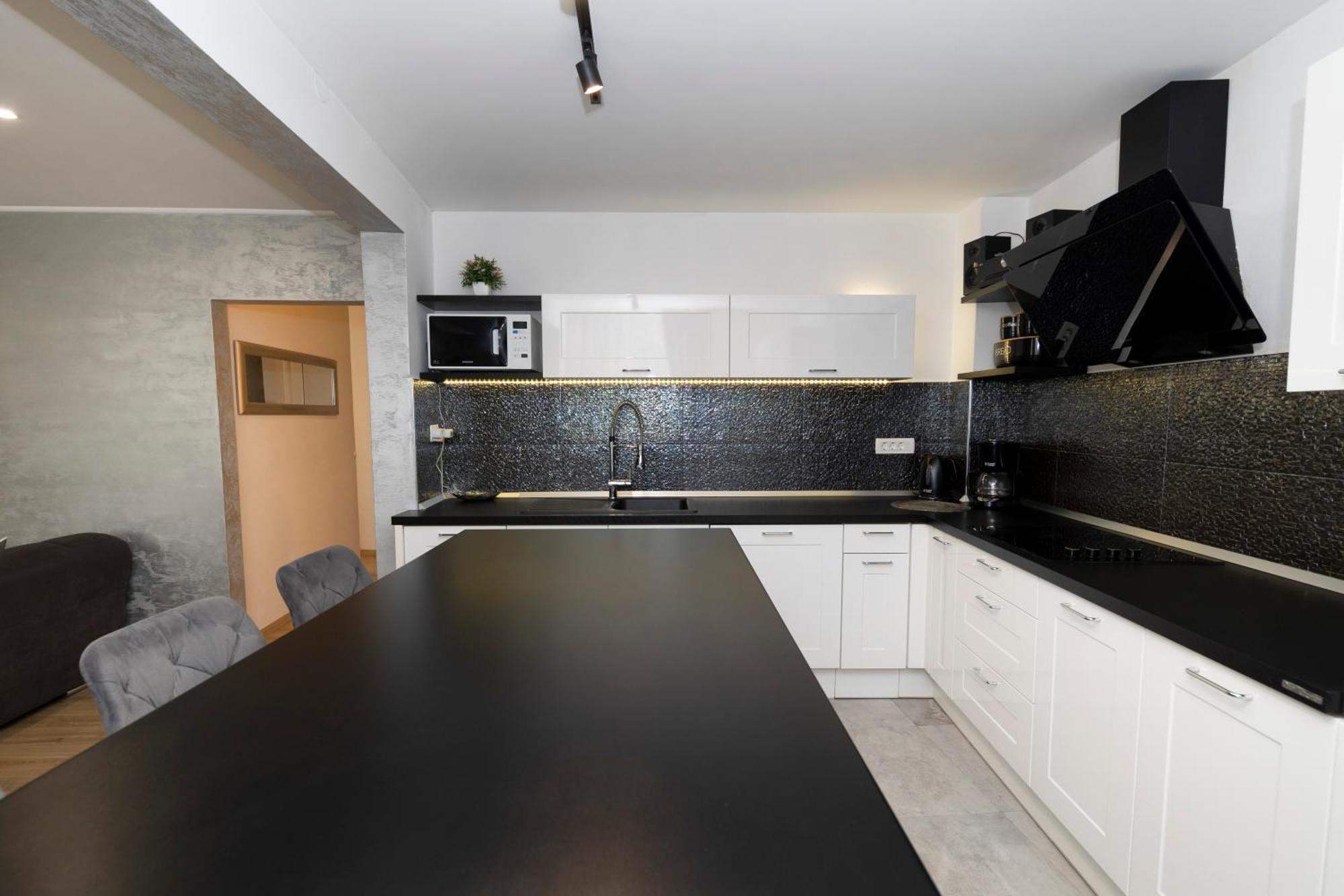Nikky 2Br Apt. In Old Town Centre 扎达尔 外观 照片