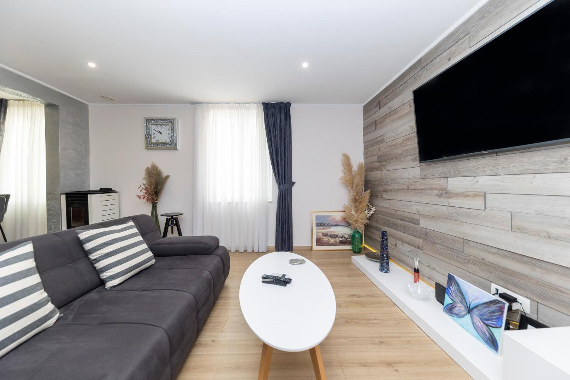 Nikky 2Br Apt. In Old Town Centre 扎达尔 外观 照片