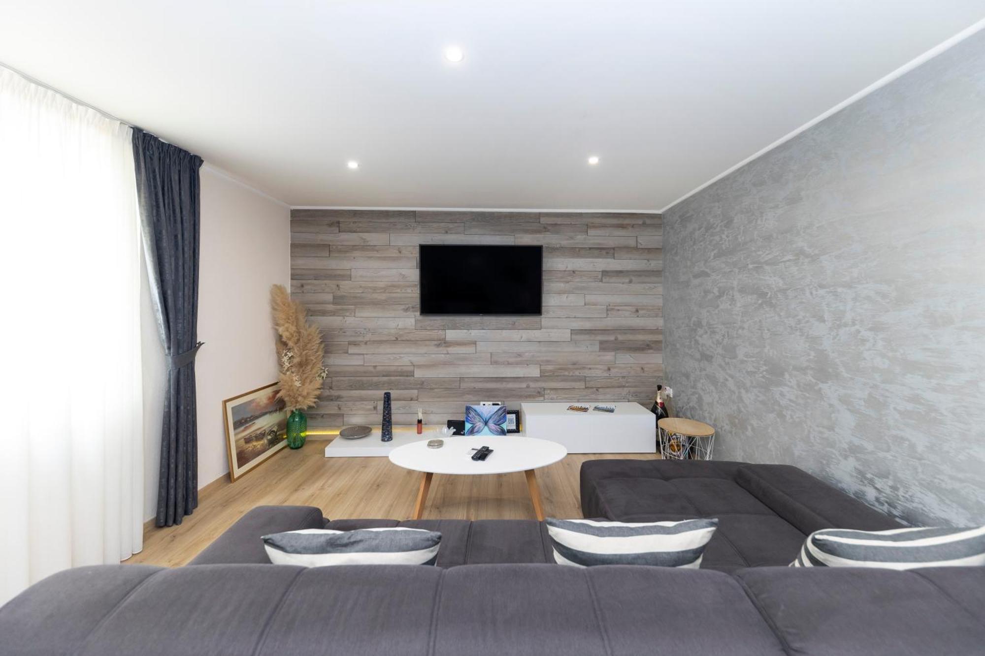 Nikky 2Br Apt. In Old Town Centre 扎达尔 外观 照片